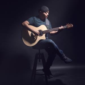 动漫女人脱内裤露屁股撅起来被男人鸡巴捅亲热视频
